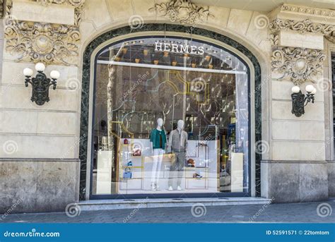 hermes stores in barcelona.